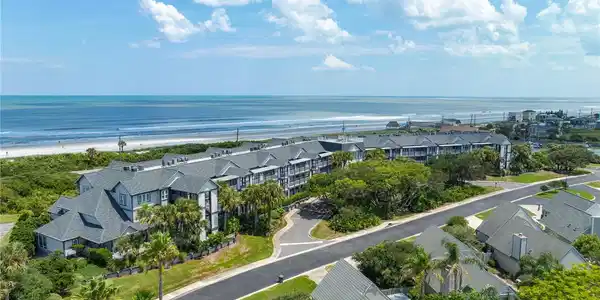 110 OCEAN HOLLOW LN