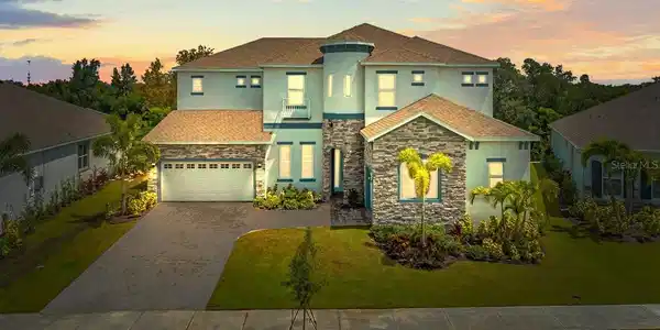 5953 BLAKENEY LOOP
