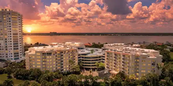 3 OCEANS WEST BOULEVARD