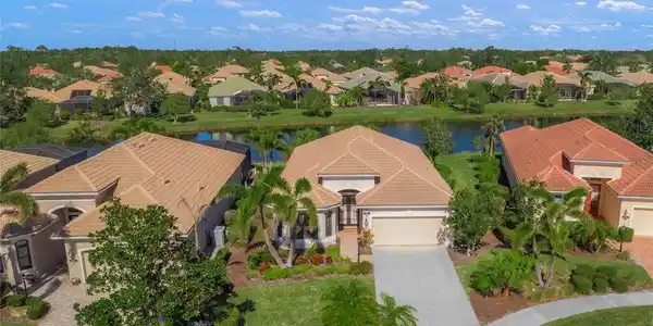 531 LATITUDE LANE