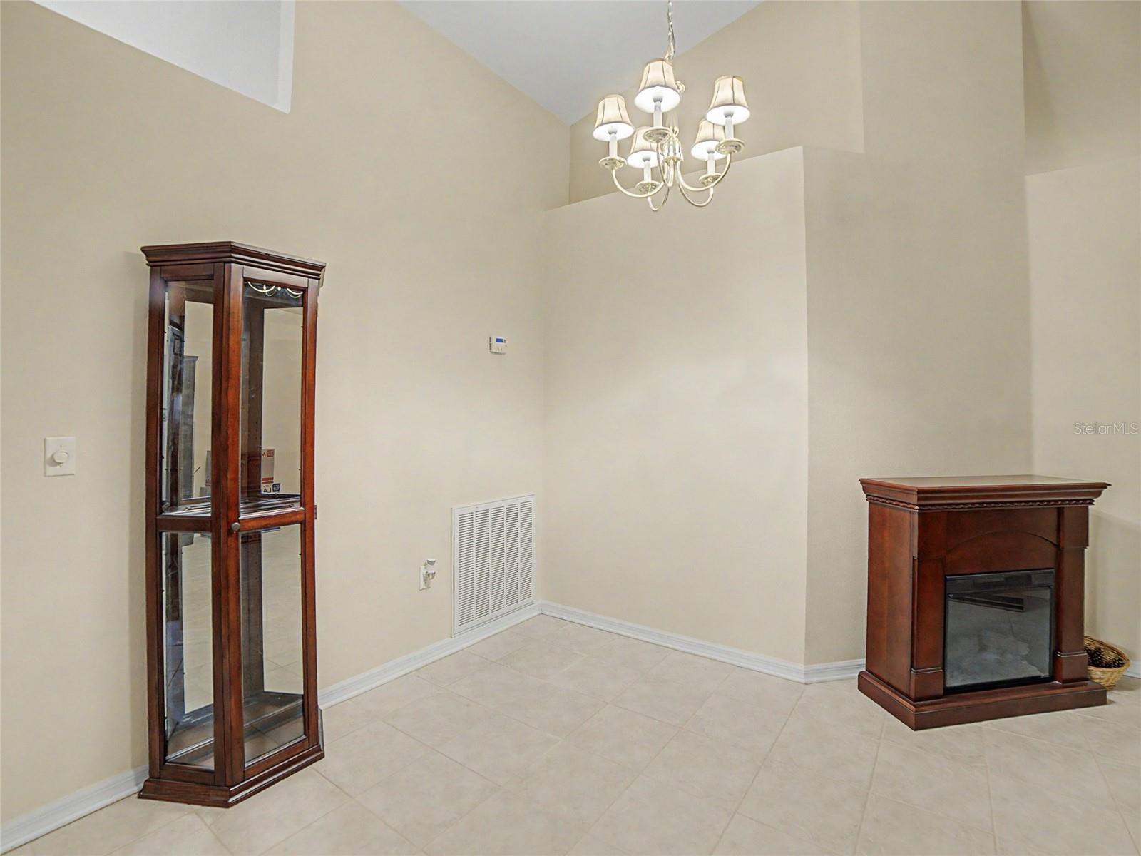 Image 4 Image 4