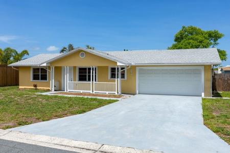 220 57TH STREET COURT W