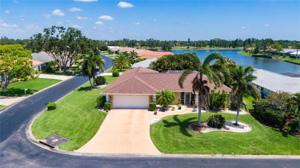 907 PINEHURST