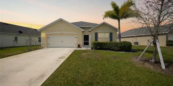 7053 WATERFORD PARKWAY