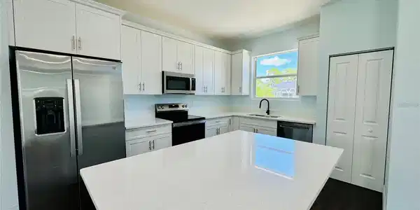 Image 4 Image 4
