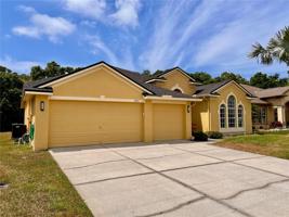 2411 WOOD POINTE