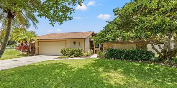 9337 RUSTIC PINES E