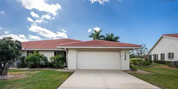 11409 SW COURTNEY DRIVE