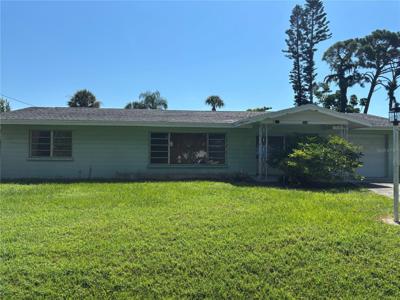 1758 BAYWOOD WAY