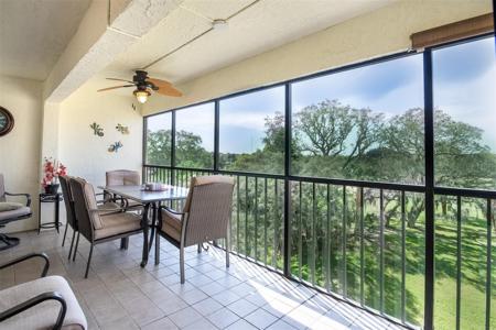 1743 GOLFVIEW DRIVE