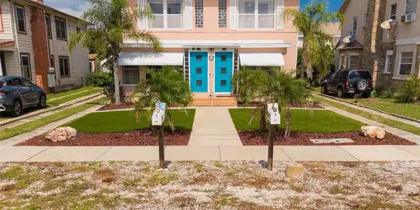 517 REVILO BOULEVARD