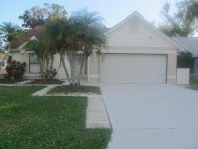 612 49TH E