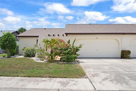 607 BRAMBLEWOOD LANE
