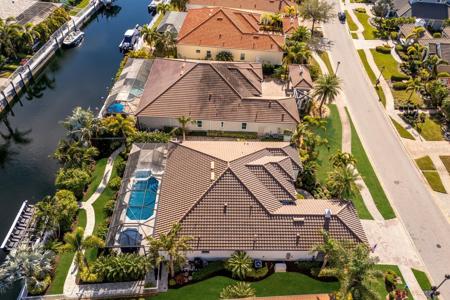 579 FORE DRIVE