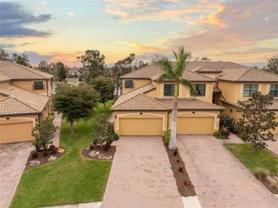 207 RED FOX COURT