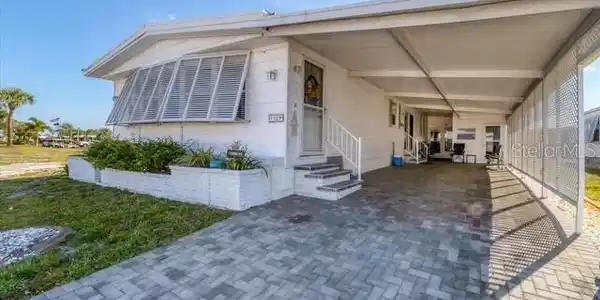 12 HACIENDA DRIVE