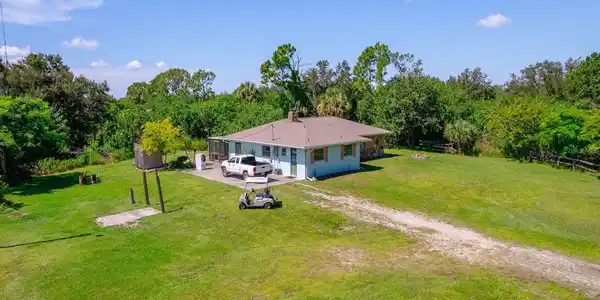 24517 NOVA LANE