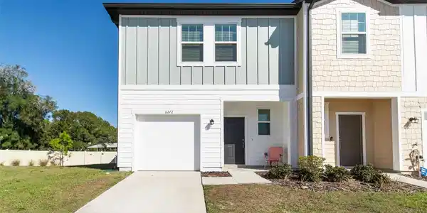 6272 BUCKET COURT