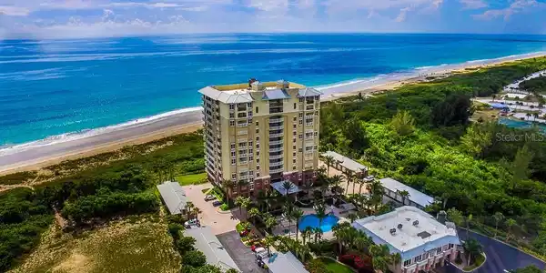 3702 N HIGHWAY A1A