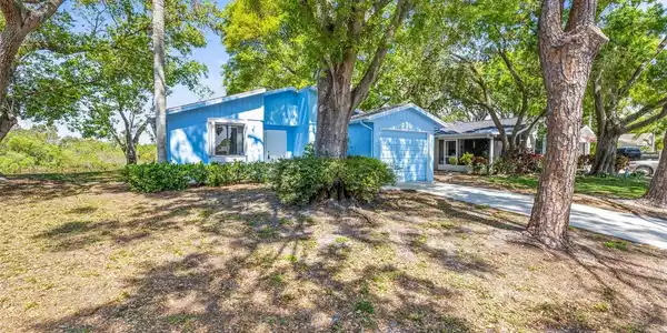 770 ARTHURS COURT