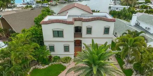 1009 BAY PINE BOULEVARD