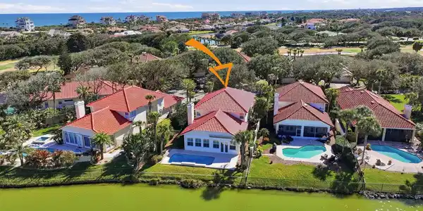 13 MADEIRA COURT