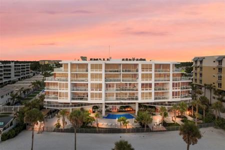 1035 SEASIDE DRIVE