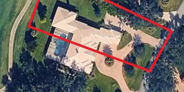 893 MACEWEN DRIVE