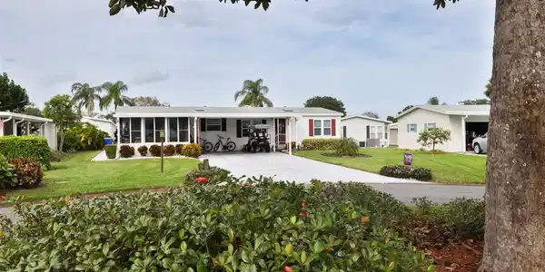 821 Masthead LANE