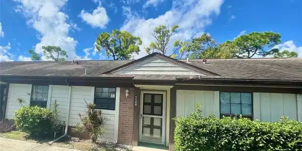 1124 FAIRVILLA DRIVE