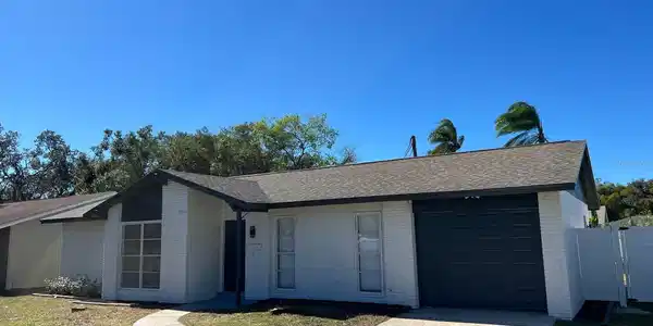 7222 RIVERWOOD BOULEVARD
