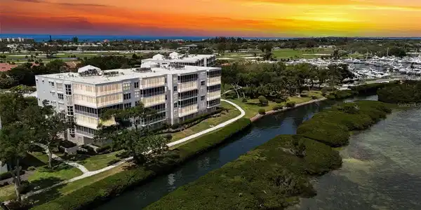 2450 HARBOURSIDE DRIVE