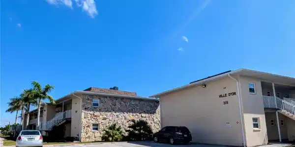 3126 HARBOR BOULEVARD