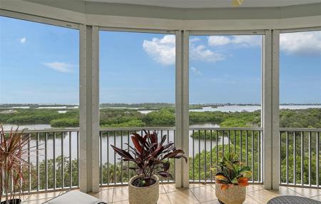 401 N POINT ROAD