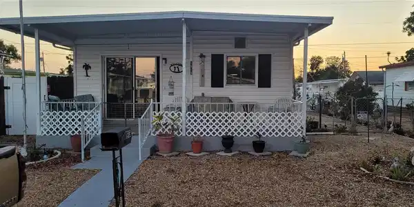 1913 MELODY DRIVE