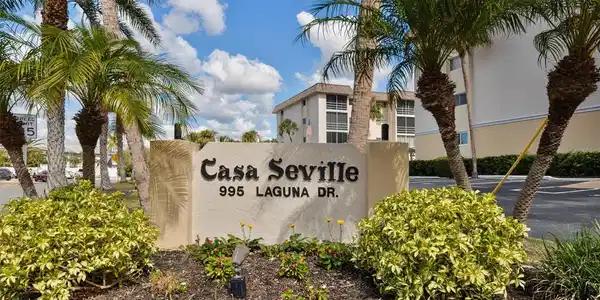 995 LAGUNA DRIVE