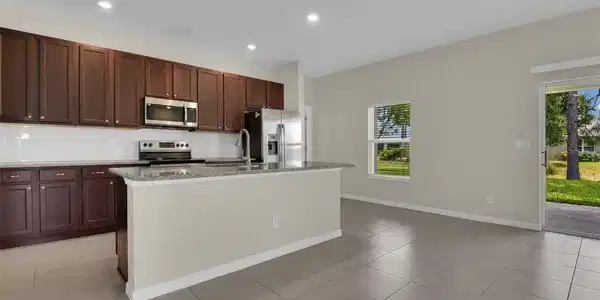 Image 4 Image 4