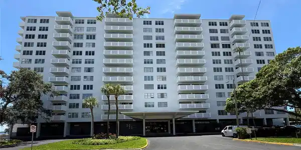 2401 BAYSHORE BOULEVARD