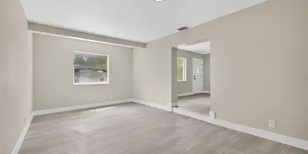 Image 4 Image 4