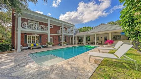 1718 BAY VIEW DRIVE