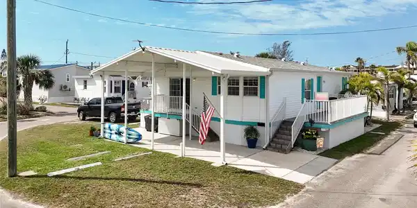 2601 GULF DRIVE N