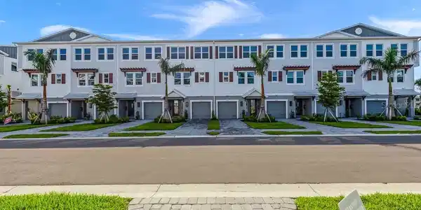 1617 SEA HAVEN DRIVE