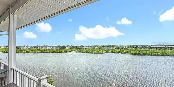 19817 GULF BOULEVARD