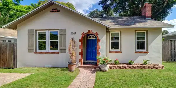 5261 7TH N