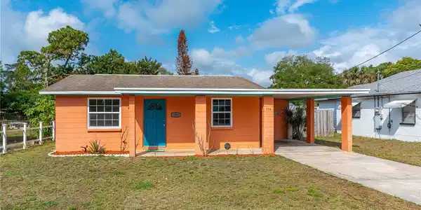 916 FLAGLER AVENUE