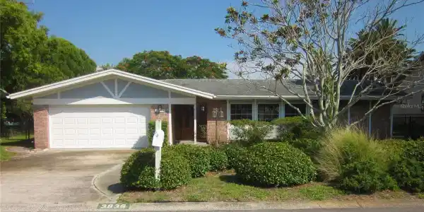 3838 MCKAY CREEK