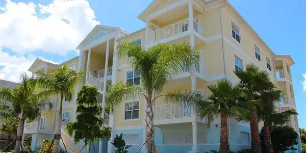 3426 79TH STREET CIRCLE W