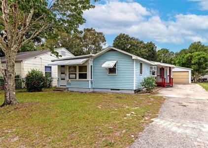 704 35TH ST W