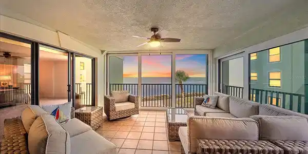 5056 N BEACH ROAD