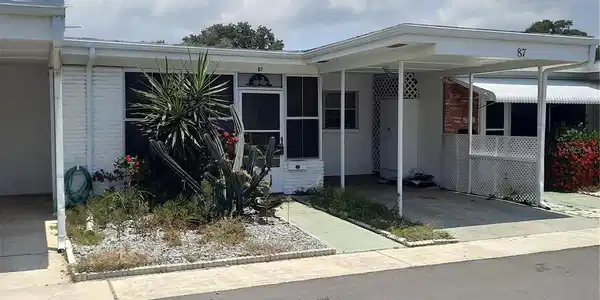 13940 ANONA HEIGHTS